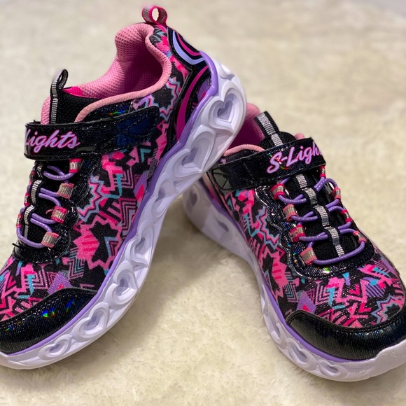 Skechers Girls' S Lights Heart Sneaker Black/Multi - Picture 1 of 7